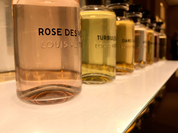 Louis Vuitton introduce “Myriad”: un perfume con un aroma que evoca el  champagne